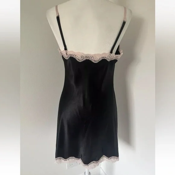 Victoria's Secret Vintage Sz M Black & LightPink Lace Lingerie Gown slit Y2K*I11 - Picture 2 of 4
